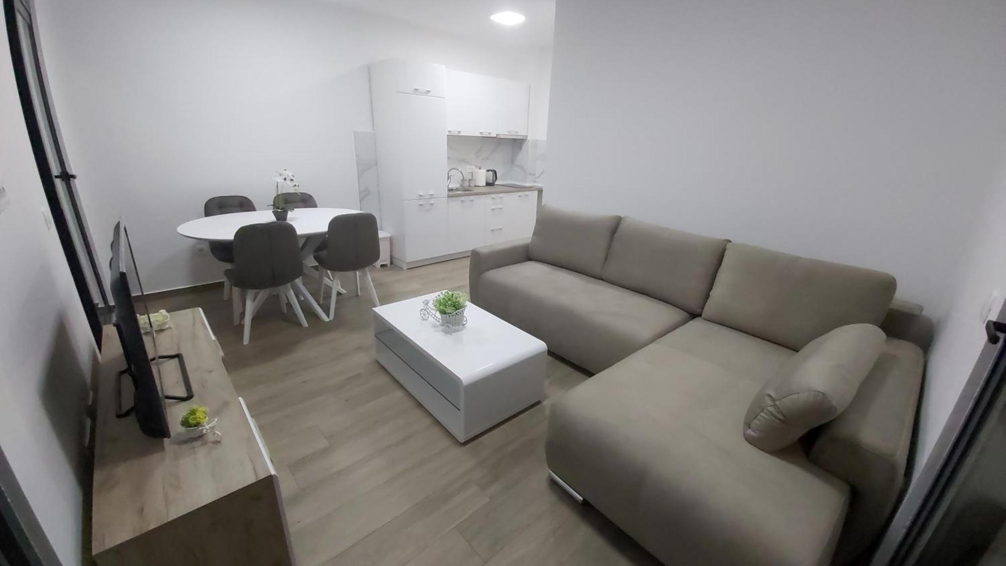 Apartmani Aida Dobra Voda Εξωτερικό φωτογραφία