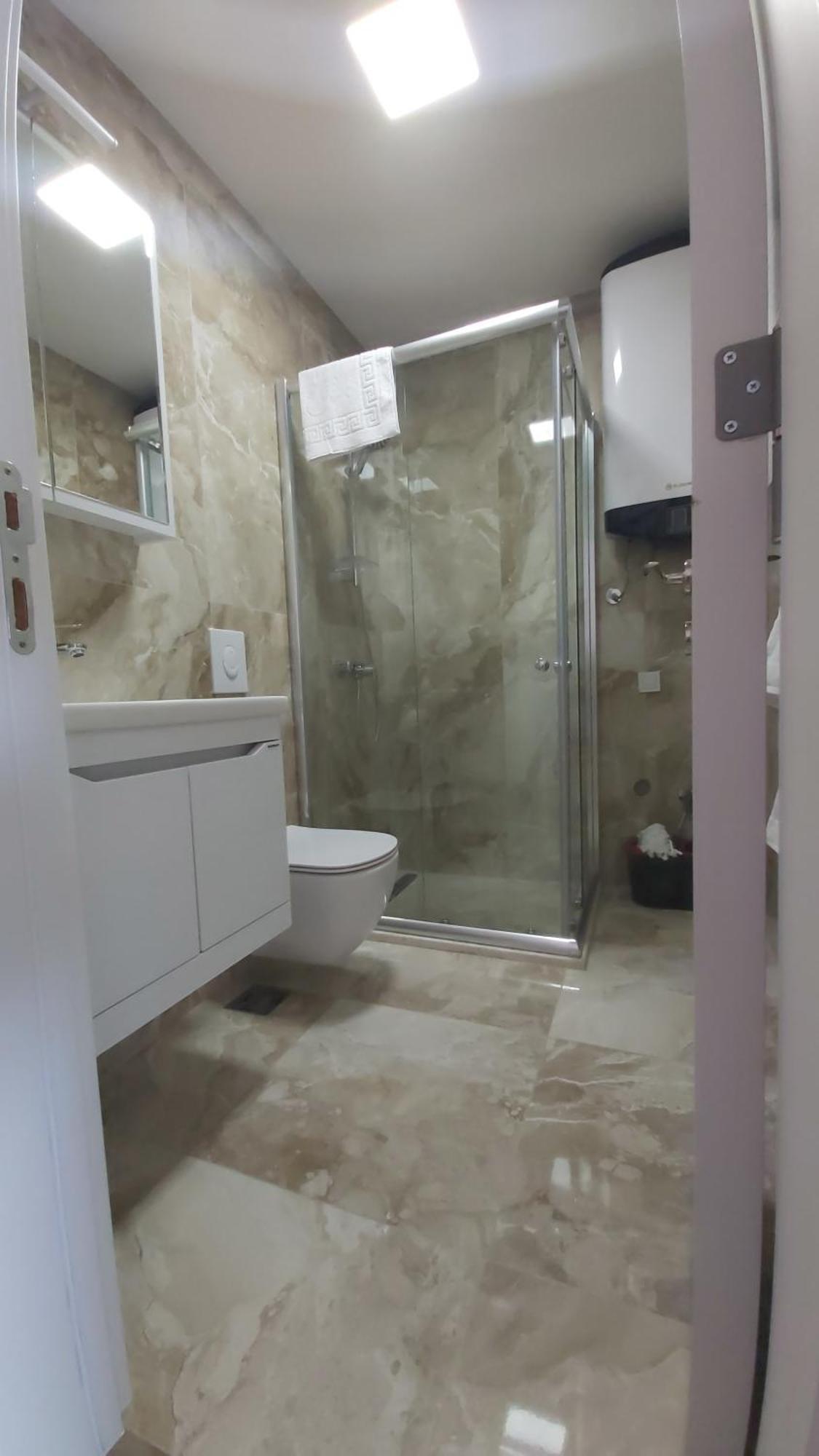 Apartmani Aida Dobra Voda Εξωτερικό φωτογραφία
