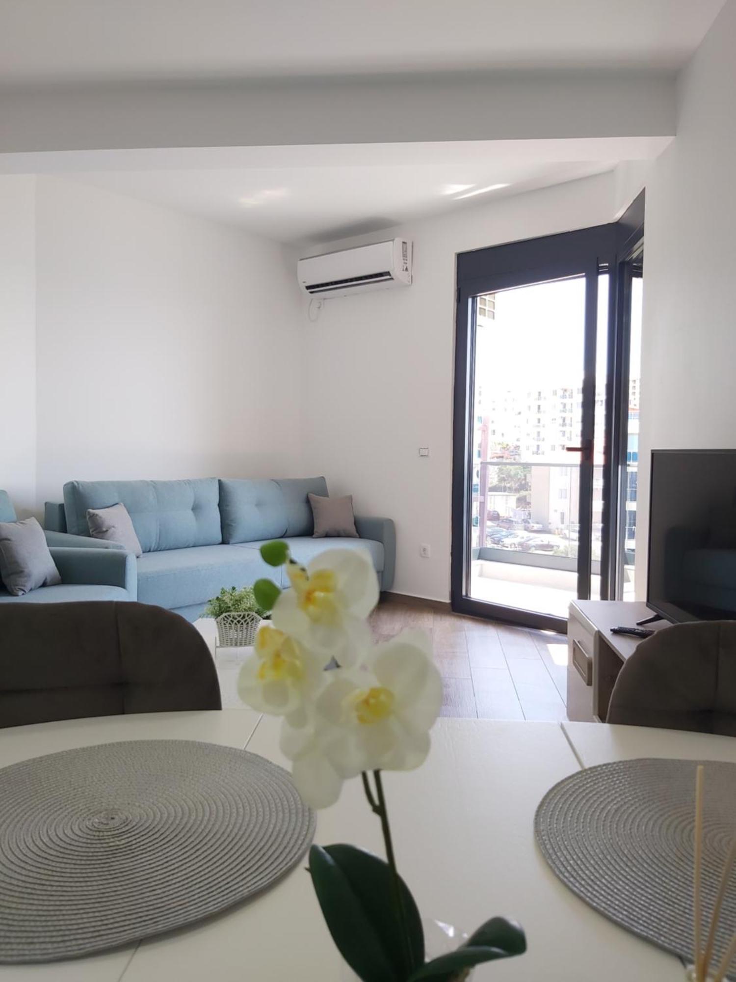 Apartmani Aida Dobra Voda Εξωτερικό φωτογραφία