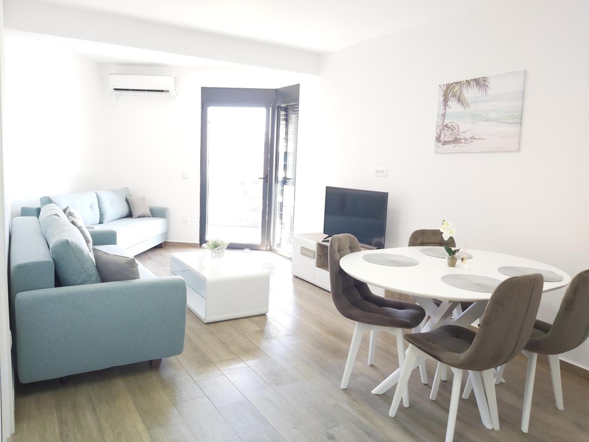 Apartmani Aida Dobra Voda Εξωτερικό φωτογραφία